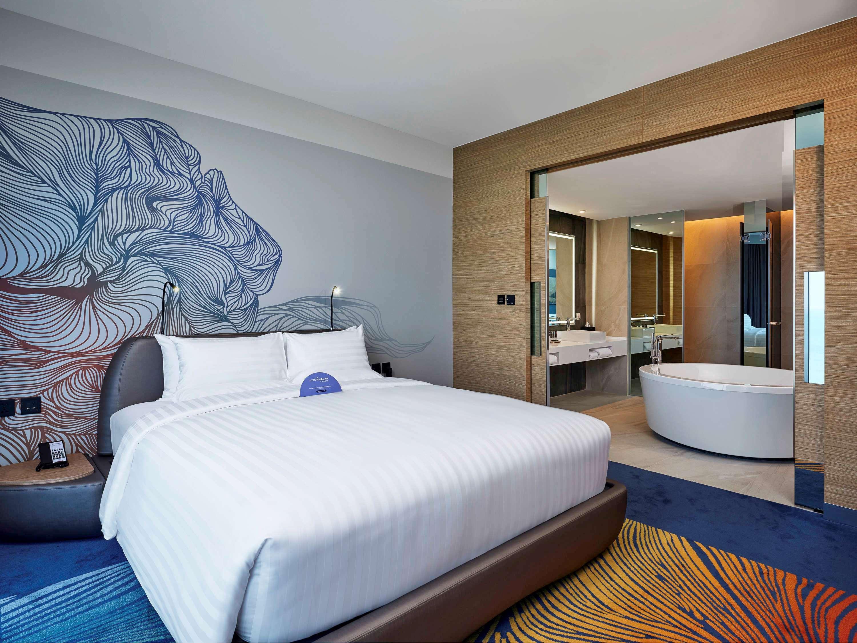 Novotel Marina Sriracha Si Racha Exterior photo